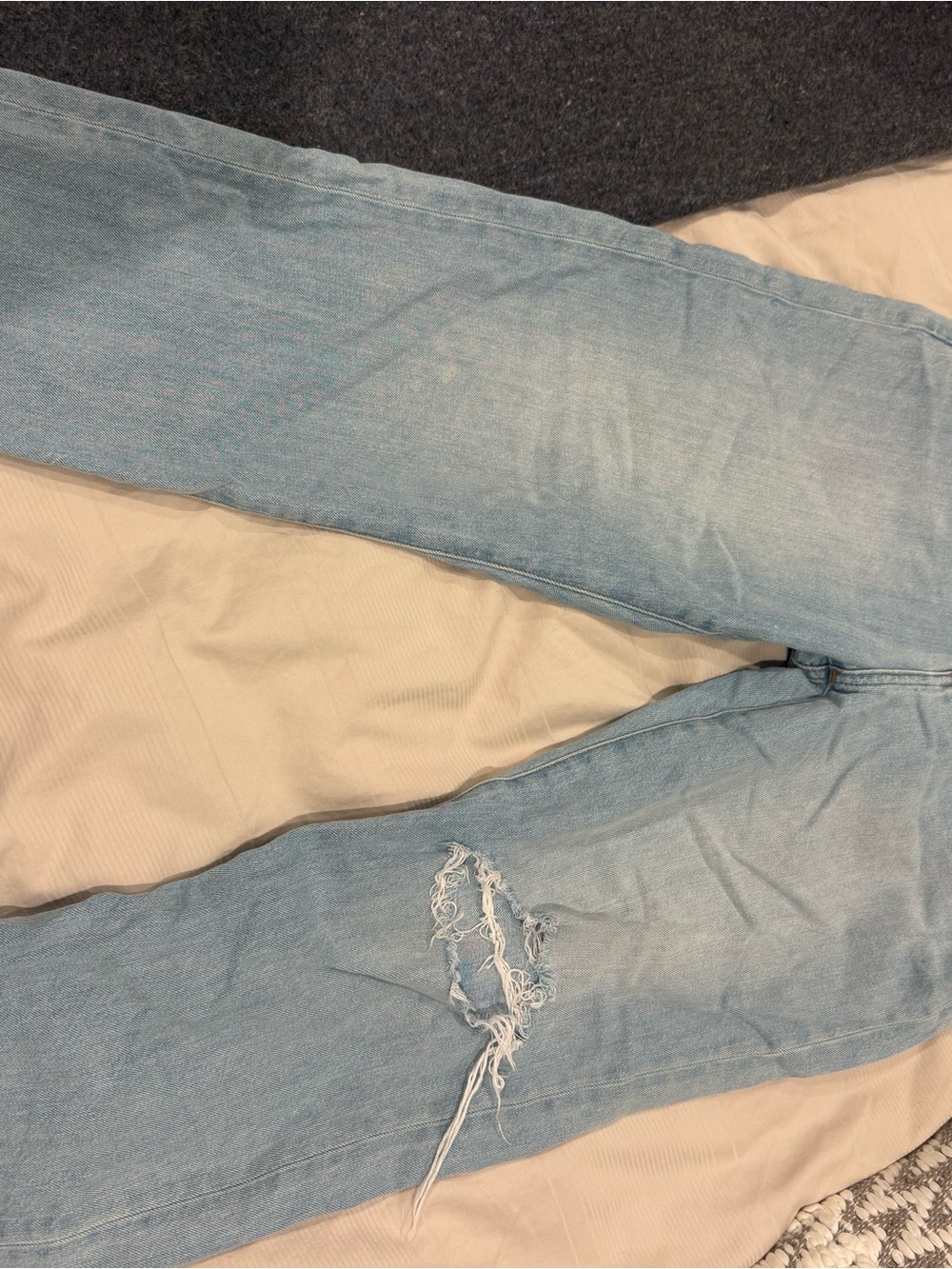 Madewell Light Blue Straight Leg Jeans with Distressed Knee